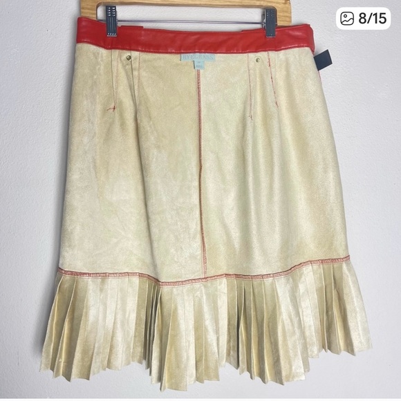 RYEGRASS Orange Vegan Pleated Skirt - Picture 8 of 15